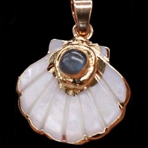Gray Agate Clam Shell- Gold Dipped Carved White Seashell Beachy Mermaid Necklace